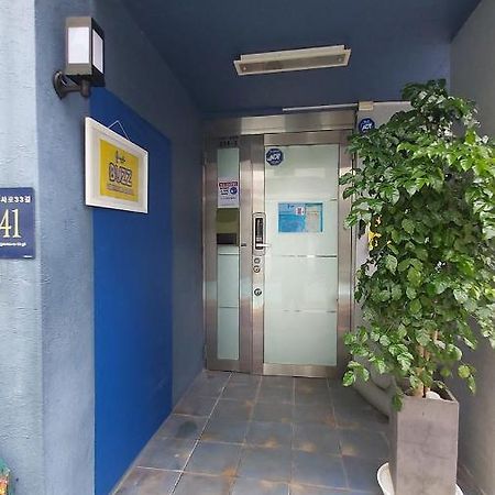 סיאול Buzz Guesthouse Hostel מראה חיצוני תמונה