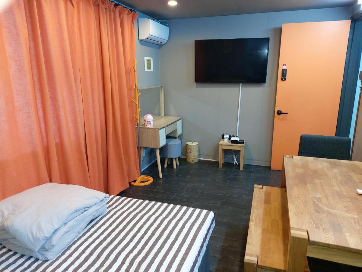 סיאול Buzz Guesthouse Hostel מראה חיצוני תמונה